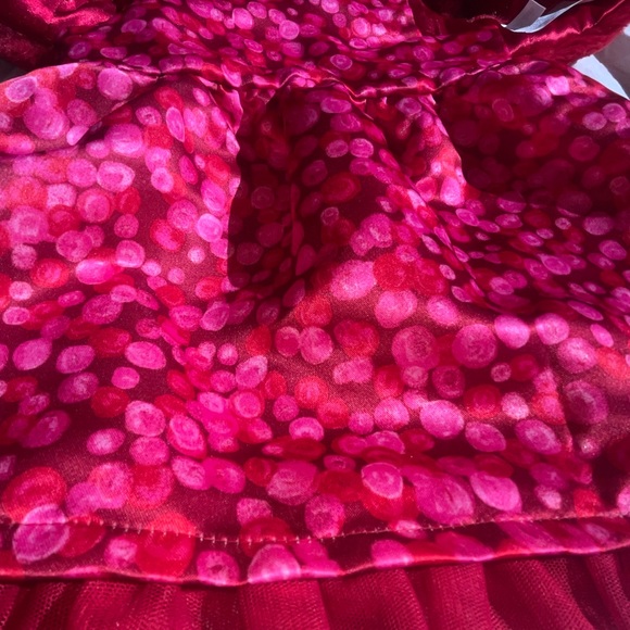 Cat&Jack Baby 6-9 months. Plush vest with Reversible Holiday dress - Picture 6 of 6